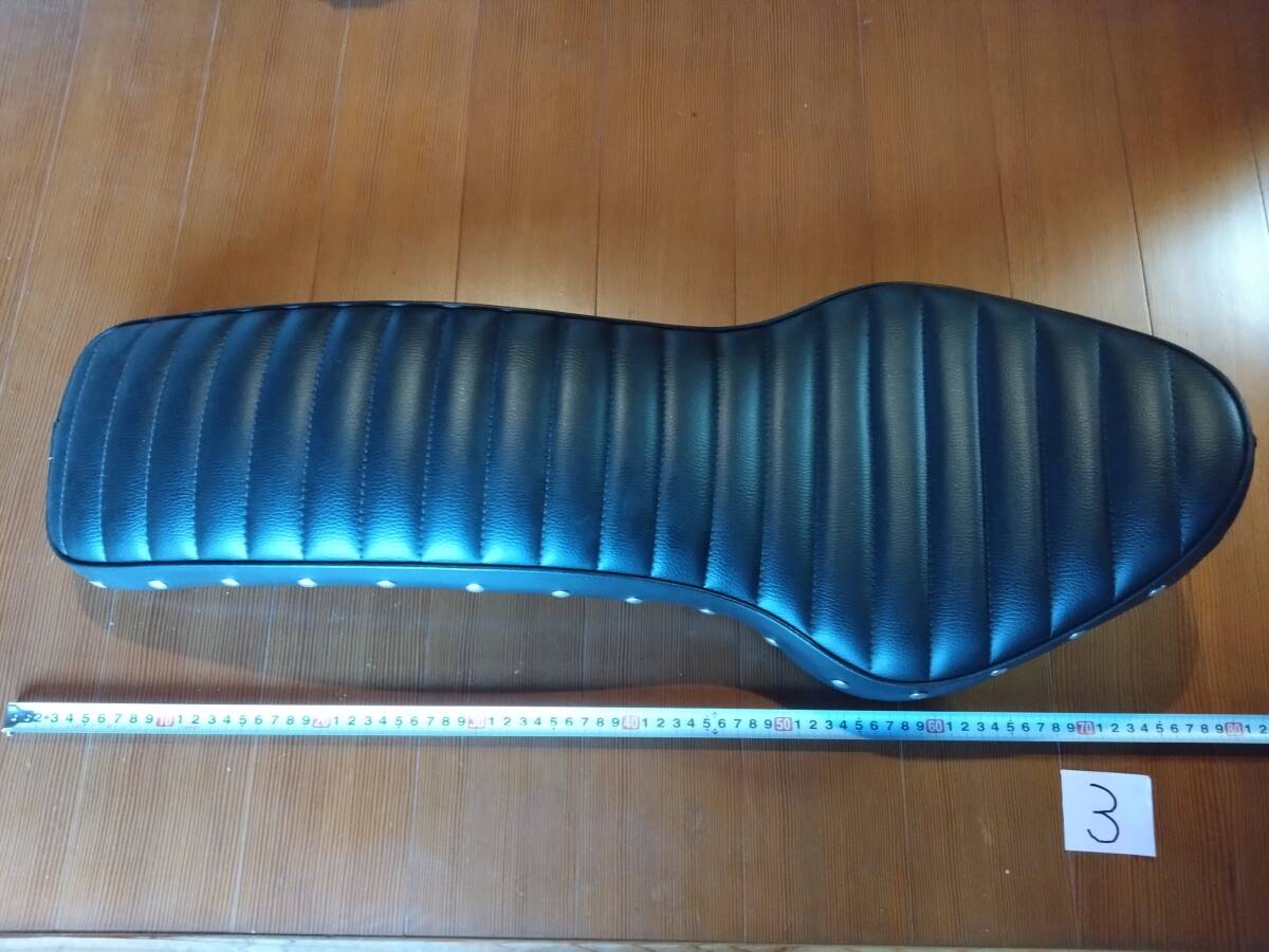 ガレージT&F製 シャドゥ400 シャドウ400 スタッド付きコブラシート(タックロール) 綺麗!2024年製 SHADOW NC34 _画像4