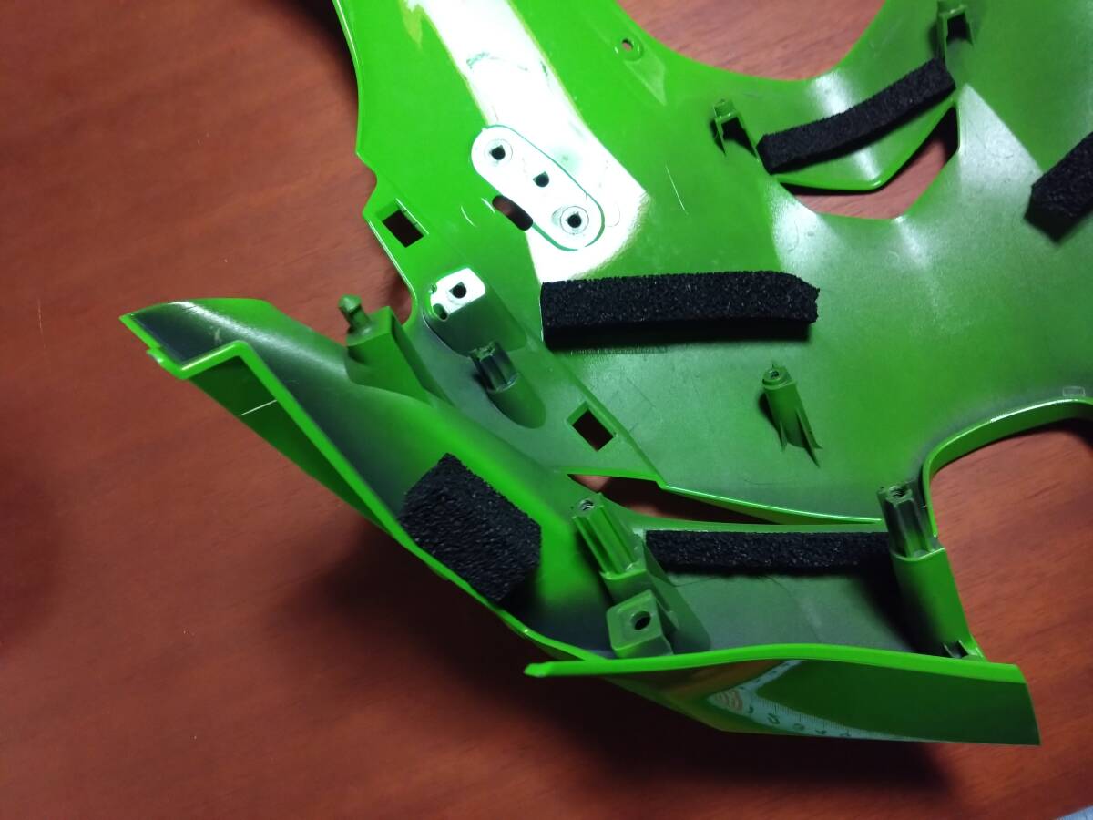 カワサキ 純正 Ninja ZX10R 2022年製 アッパーカウル フロントマスク 外装 55028-0756 ZX-10R KRTエディション 綺麗ですが割れあり_画像9