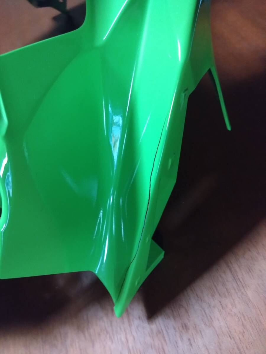 カワサキ 純正 Ninja ZX10R 2022年製 アッパーカウル フロントマスク 外装 55028-0756 ZX-10R KRTエディション 綺麗ですが割れあり_画像5
