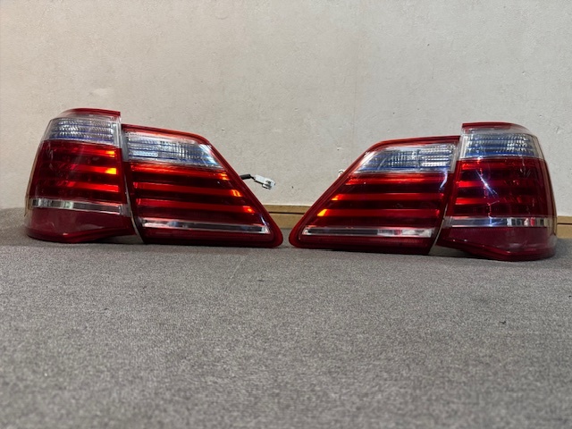 GRS204 クラウン ハイブリッド 純正 後期 ブルーライン LED テールライト ガーニッシュ 左右セット ICHIKOH 30-370 30-371 ☆即決_画像1