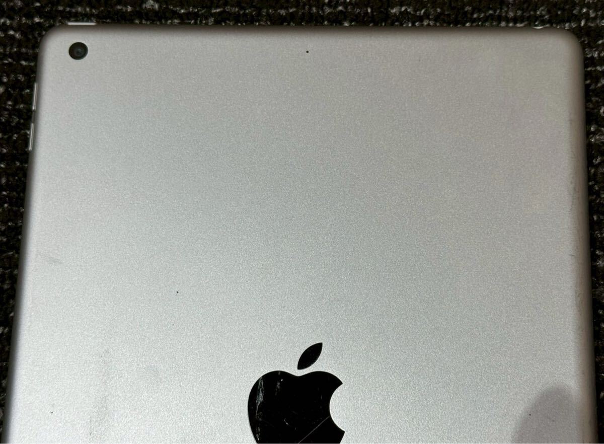20251017-3 Apple iPad 第8世代 Wi-Fiモデル A2270 32GB アップル_画像6