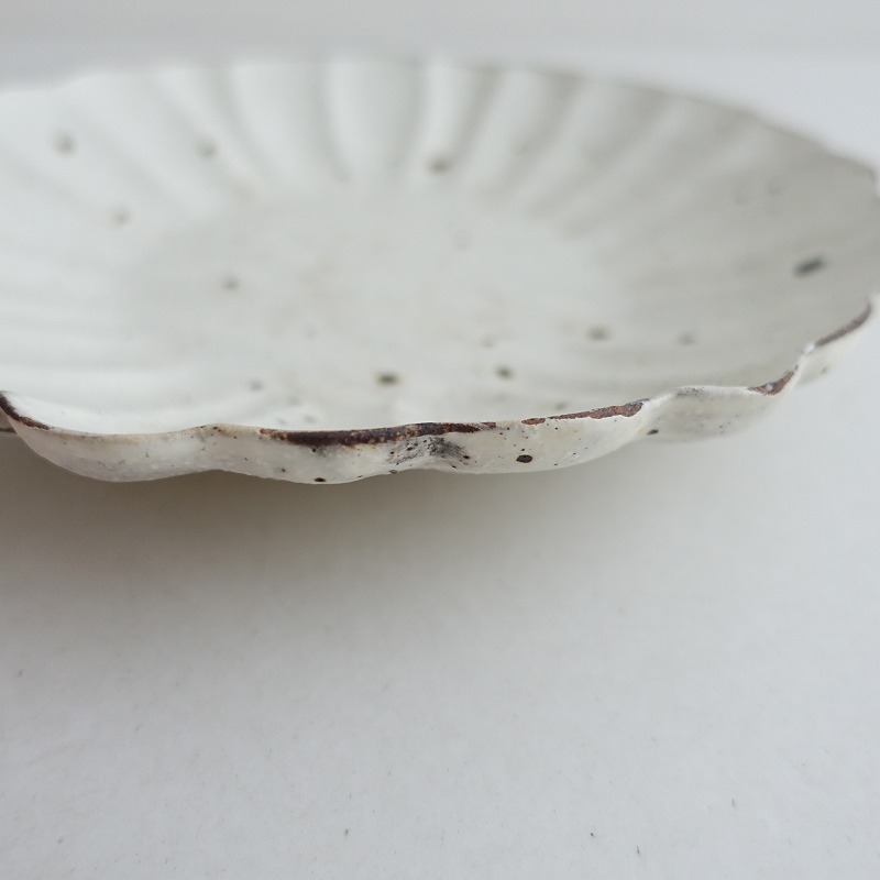 村上直子 *アンティークshiro moegi マーガレットプレート 中*白ホワイト輪花皿作家食器【陶器】信楽焼(wa85-2509-38)【41J52】_画像5