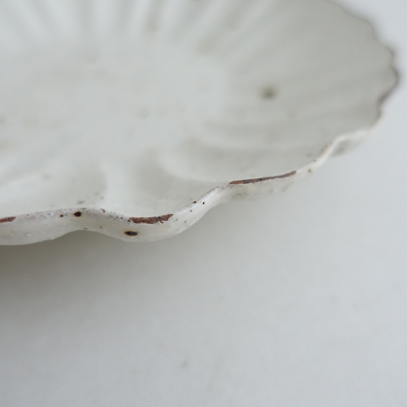 村上直子 *アンティークshiro moegi マーガレットプレート 中*白ホワイト輪花皿作家食器【陶器】信楽焼(wa85-2509-38)【41J52】_画像8