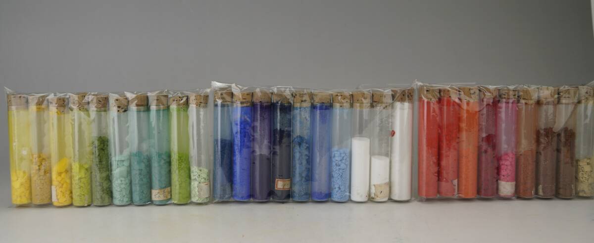 鳳】日本画岩絵具 29色 岩絵具  画材 日本画 日本画用岩絵具 顔彩 顔料 画材  絵の具 胡粉 _画像1