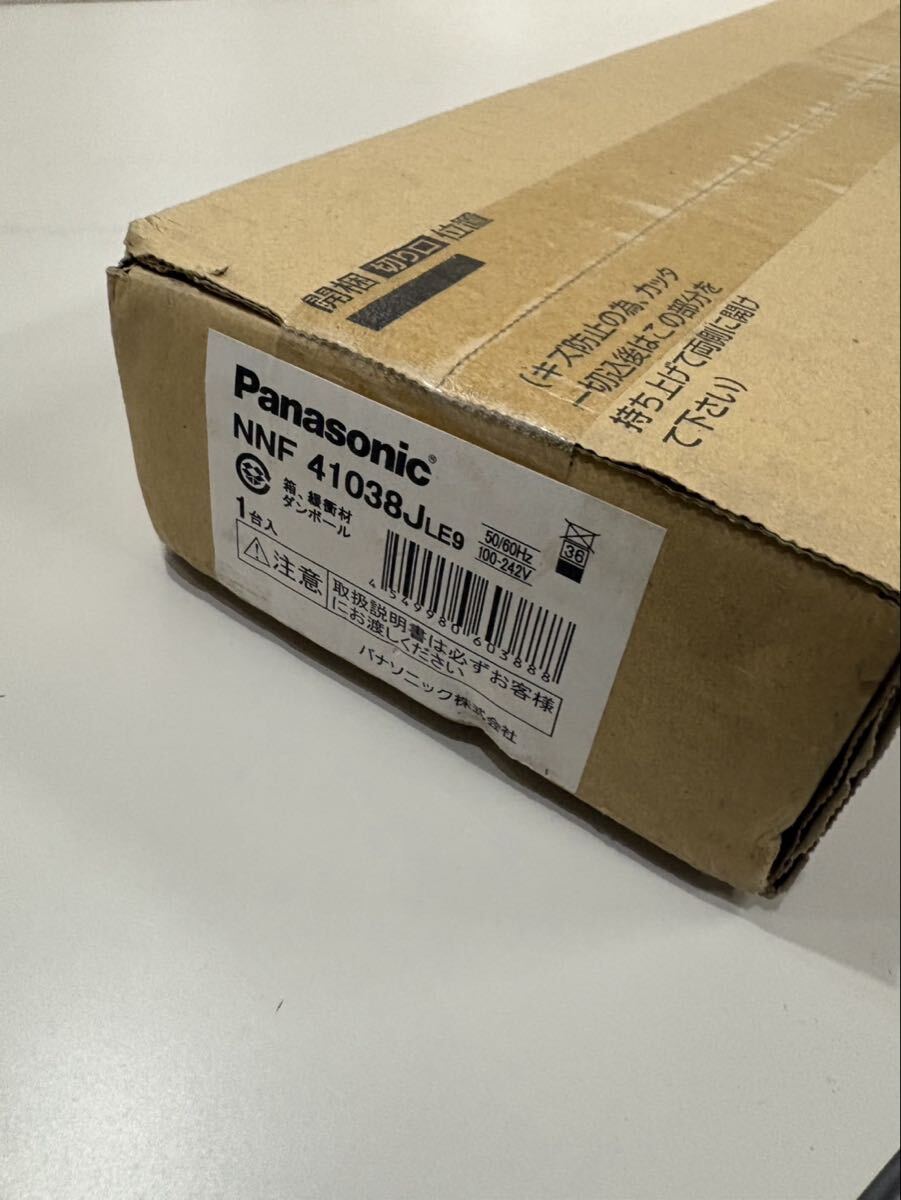 未使用保管品 パナソニック Panasonic LEDベースライト NNF41038J LE9 40形 直管LEDランプ 富士型器具 現状【EJ4043】@160_画像3