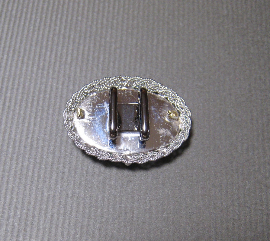 象嵌　花文　唐草　彫金縁　帯留　小ぶり　3.5ｃｍ　着物　帯飾り　和装小物_画像7