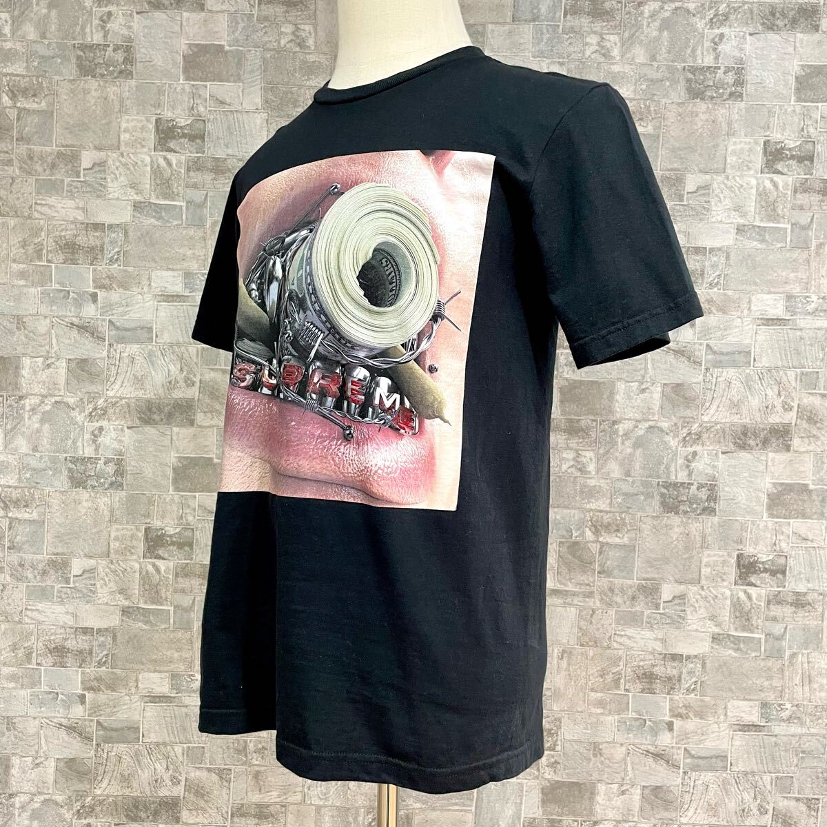 ★美品★ Supreme Braces Tee S Black シュプリーム 矯正 Tシャツ ブラック 黒 半袖 トップス 洋服 カットソー 未着用 長期保管品 22FW_画像4