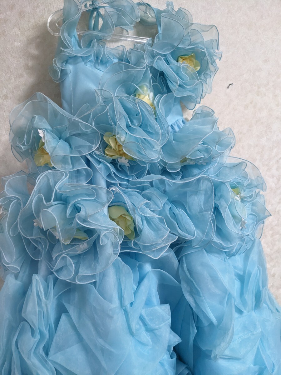 非売品！子供用 七五三 ドレス 120サイズ以上？ 6歳以上 メーカー不明 水色系 撮影 モデル CM 写真 貸衣装 中古 ど23_画像2