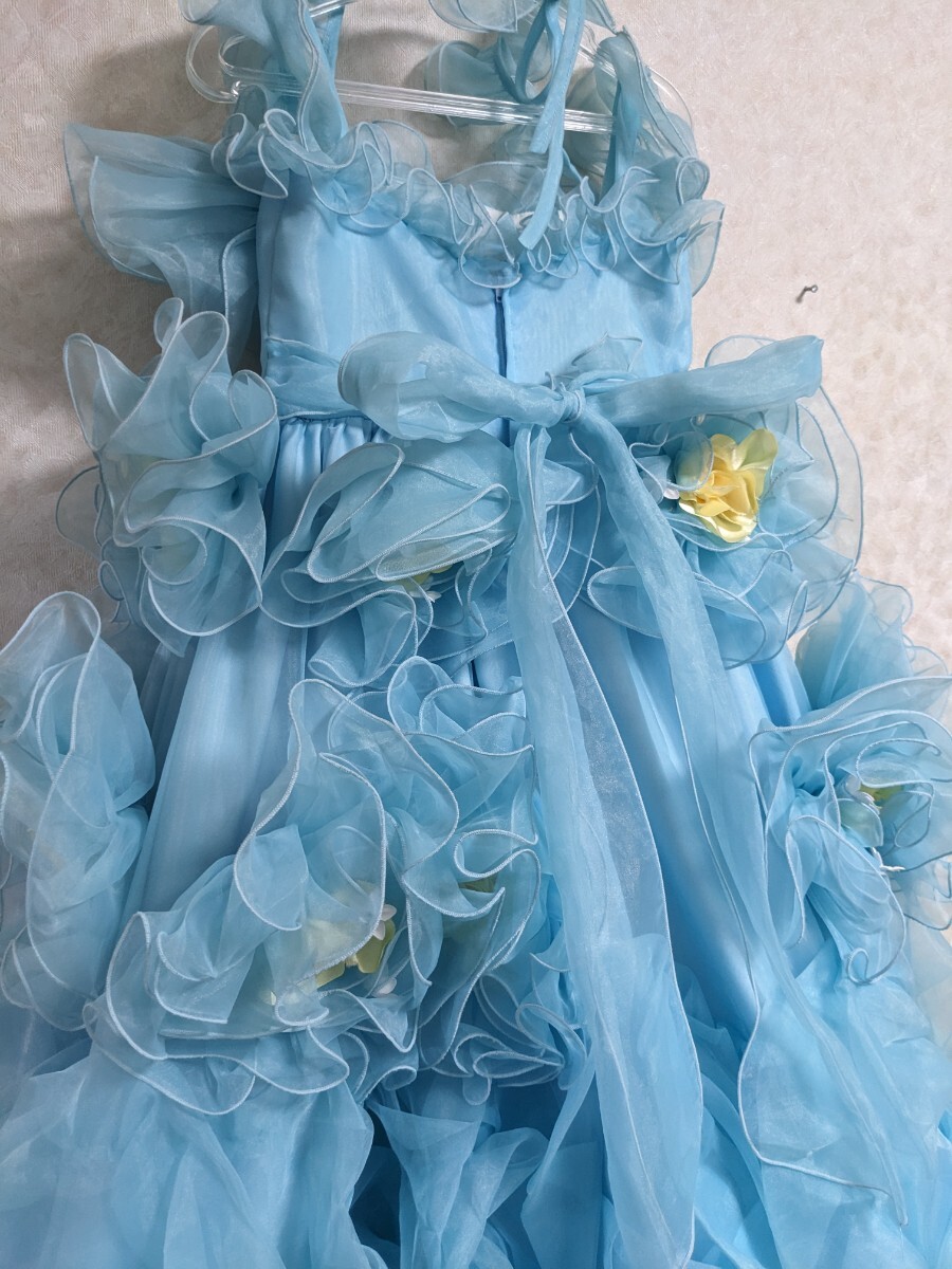 非売品！子供用 七五三 ドレス 120サイズ以上？ 6歳以上 メーカー不明 水色系 撮影 モデル CM 写真 貸衣装 中古 ど23_画像4