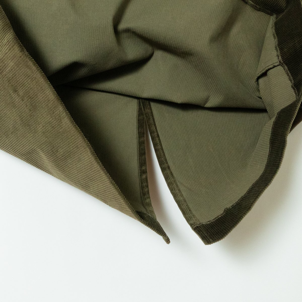 URBAN RESEARCH DOORS アーバン リサーチ ドアーズ コーデュロイラップストレートスカート 36 カーキ オリーブ ロング 大人カジュアル_画像4