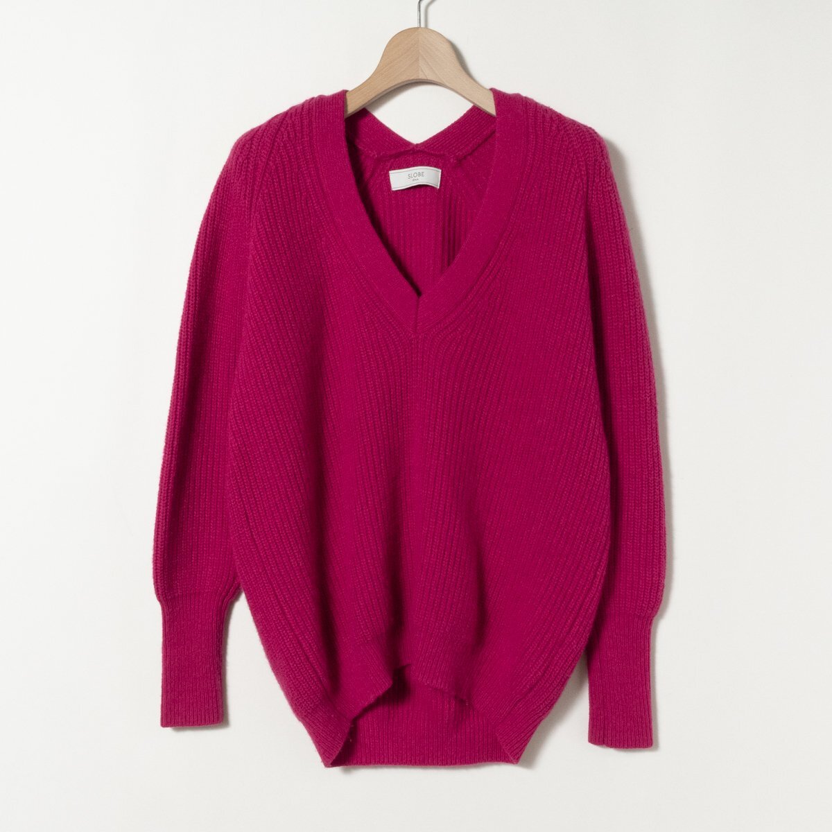 SLOBE IENA スローブ イエナ 畦ニュアンスニットプルオーバー Vネックセーター マゼンタ ピンク レディース 毛 ナイロン ゆったり 差し色_画像1