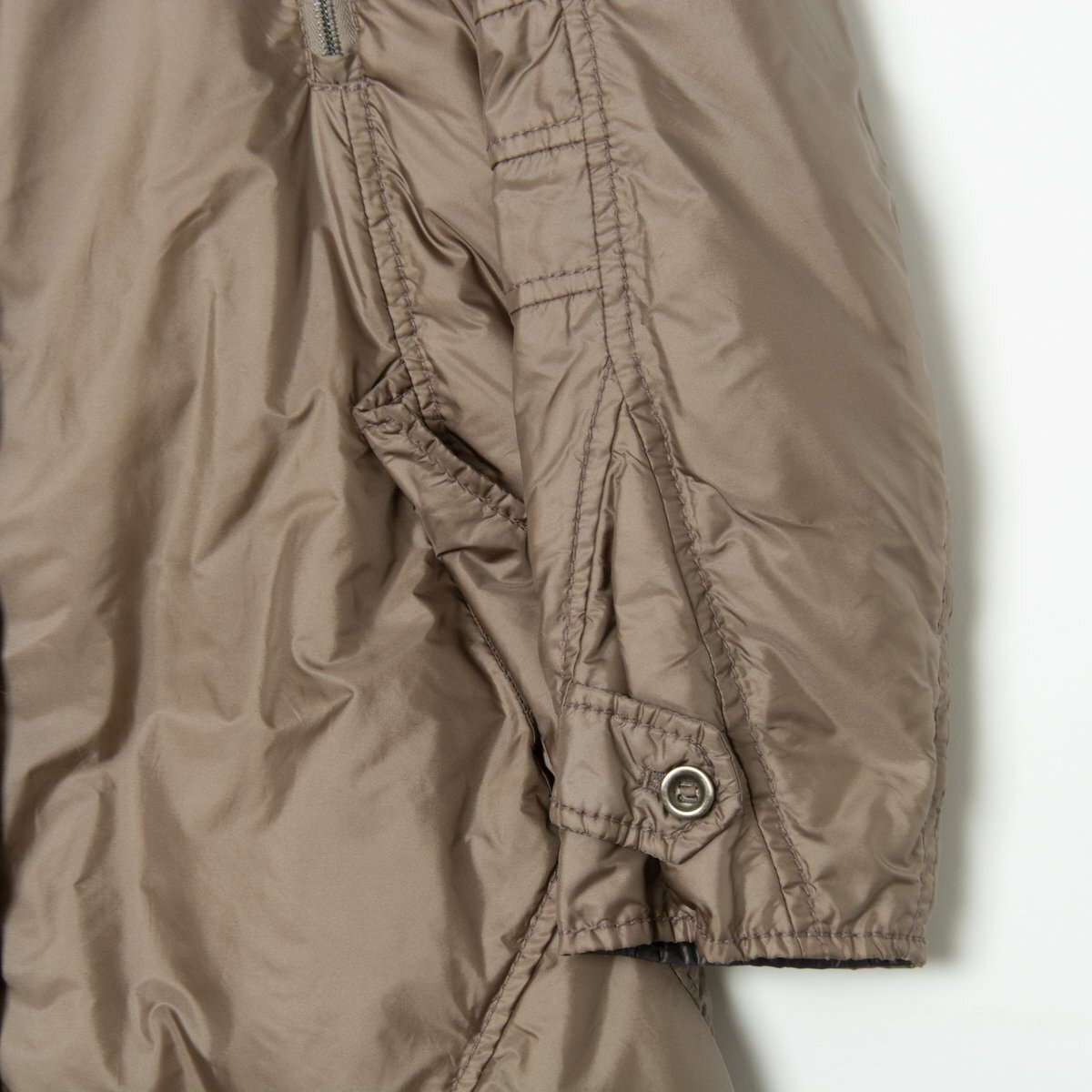 【1円スタート】ERMANNO SCERVINO エルマンノシェルヴィーノ 中綿コート レディース きれいめカジュアル 薄茶色 アウター イタリア製_画像5