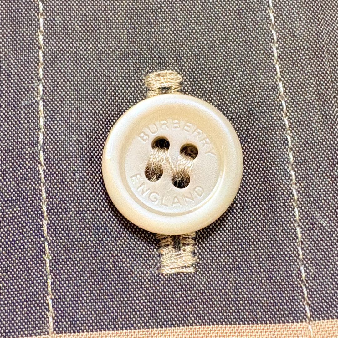 バーバリー ノバチェック 半袖シャツ XS タグなし未使用_画像5