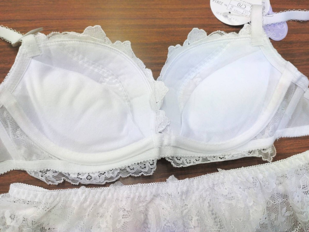 бюстгальтер шорты комплект C70 M белый