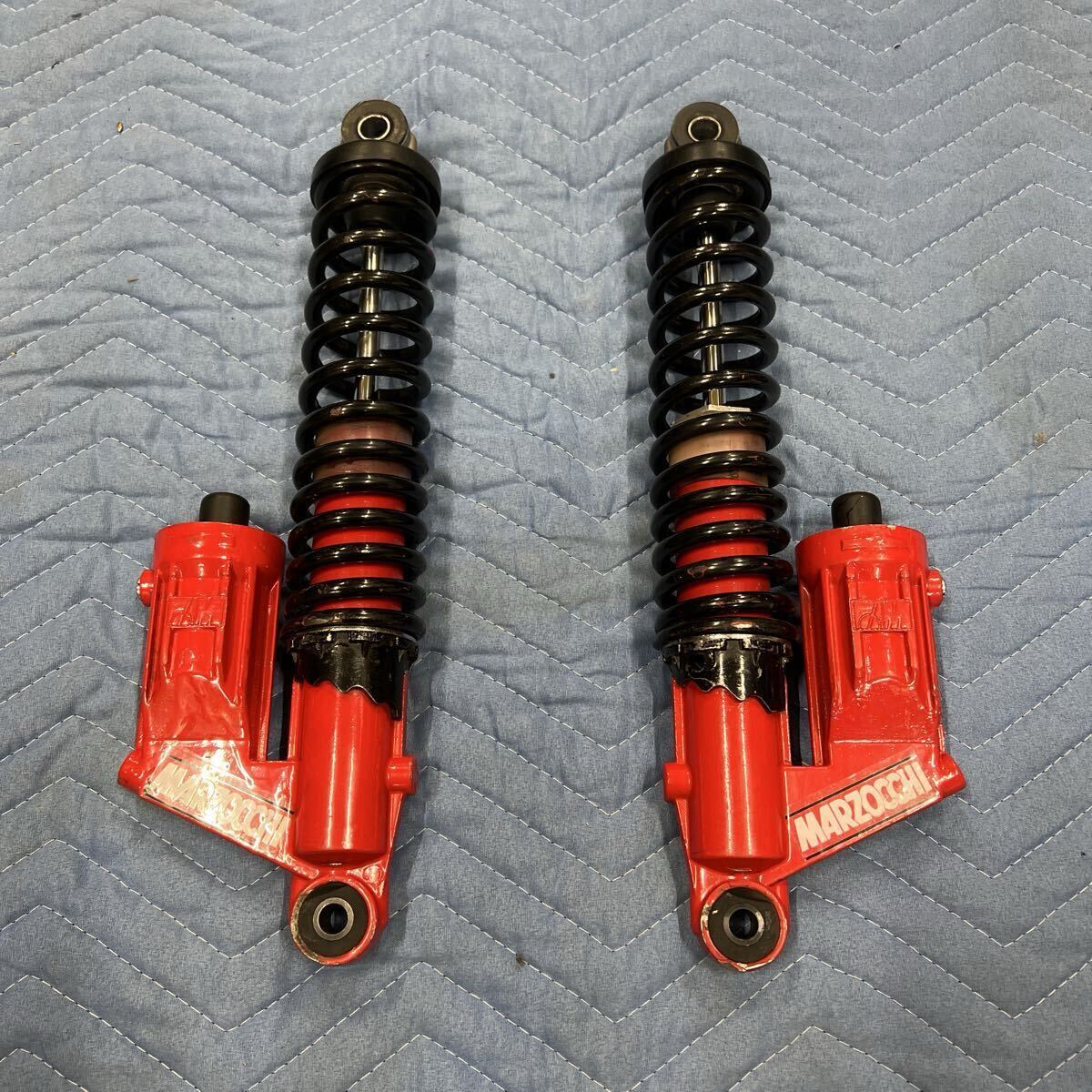 1円スタート 当時物 超希少 大人気 美品 マルゾッキ タンク有 リアショック サスペンション 345mm 横文字 GT380 GS400 Z400FX GSX400E _画像7