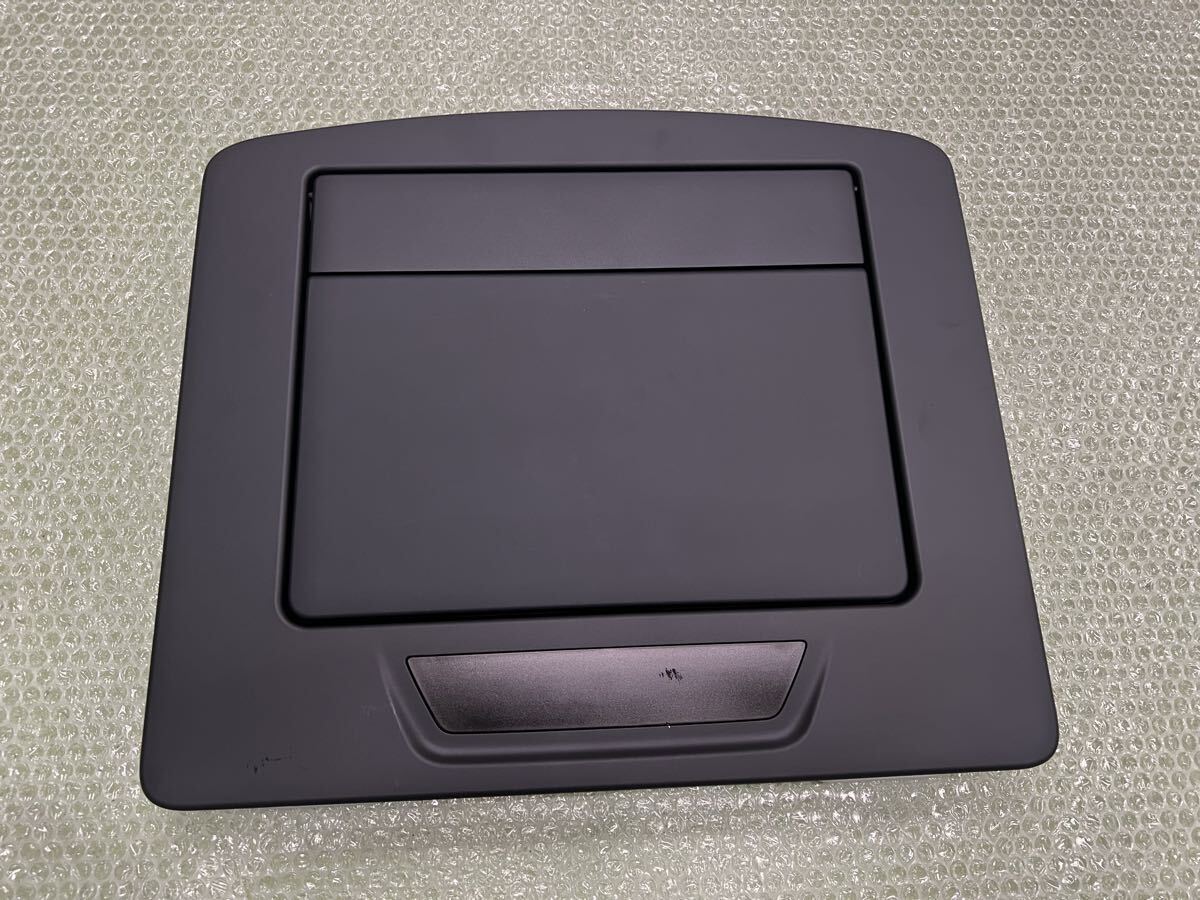 2510-133-08 アルファード30 後期 エグゼクティブラウンジ フリップダウンモニター 品番86680-58300-C0_画像1