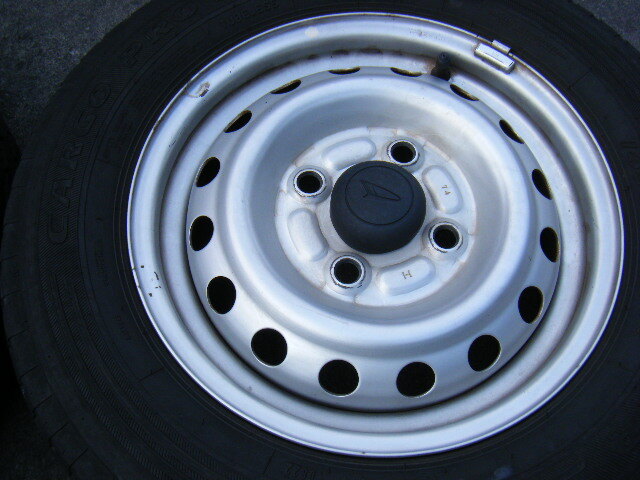 平成24年 ハイゼット EBD-S321V スチールホイル4本 純正 センターキャップ付き 145/R12LT 6PR_画像6