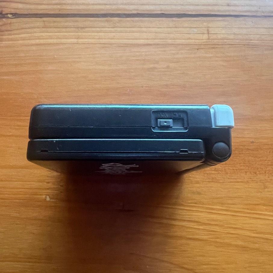 ゲームボーイアドバンスSP本體 who are you？海外版