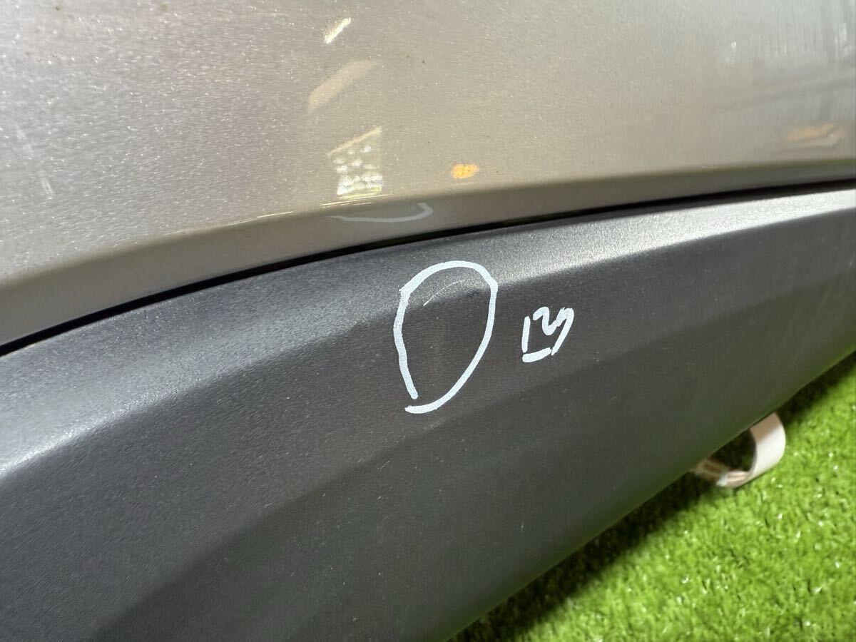 ヤリス KSP210 MXPA10 純正 リアバンパー 52159-K0010 ※個人宅発送不可_画像3