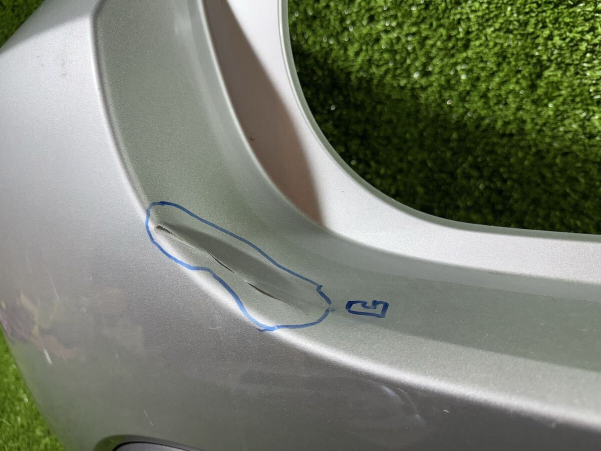 ヤリス KSP210 MXPA10 純正 リアバンパー 52159-K0010 ※個人宅発送不可_画像4