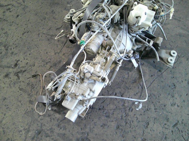 スズキ キャリィ V-DD51T エンジン・ミッション 未テスト・ジャンク品 走行距離38,815km F6A KU三方開 4WD 503863_画像4