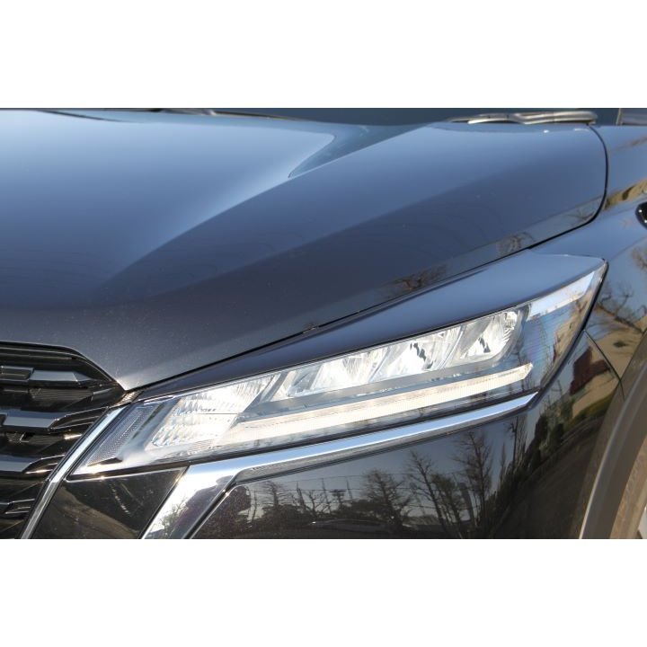 キックス (LED車) RP15,SNP15 R4年7月~ NISSAN KICKS アイライン 左右セット 未塗装 新品(NO.447)_画像2