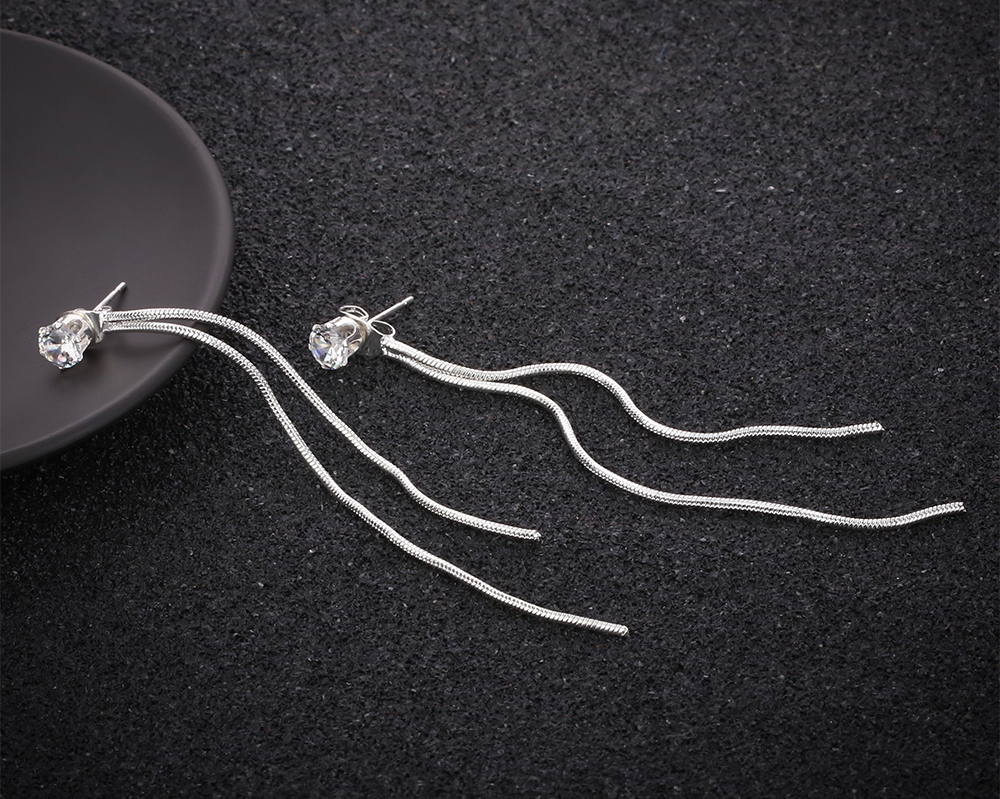 ブラブラ揺れて輝く!ジルコニアダイヤモンド ビジュー ピアス★両耳 シルバー_画像3