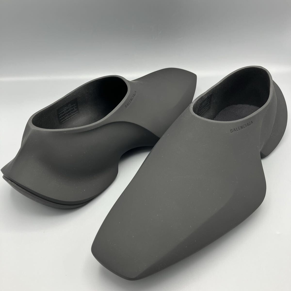 未使用 jp27 41 バレンシアガ スペース スニーカー ローファー_画像2