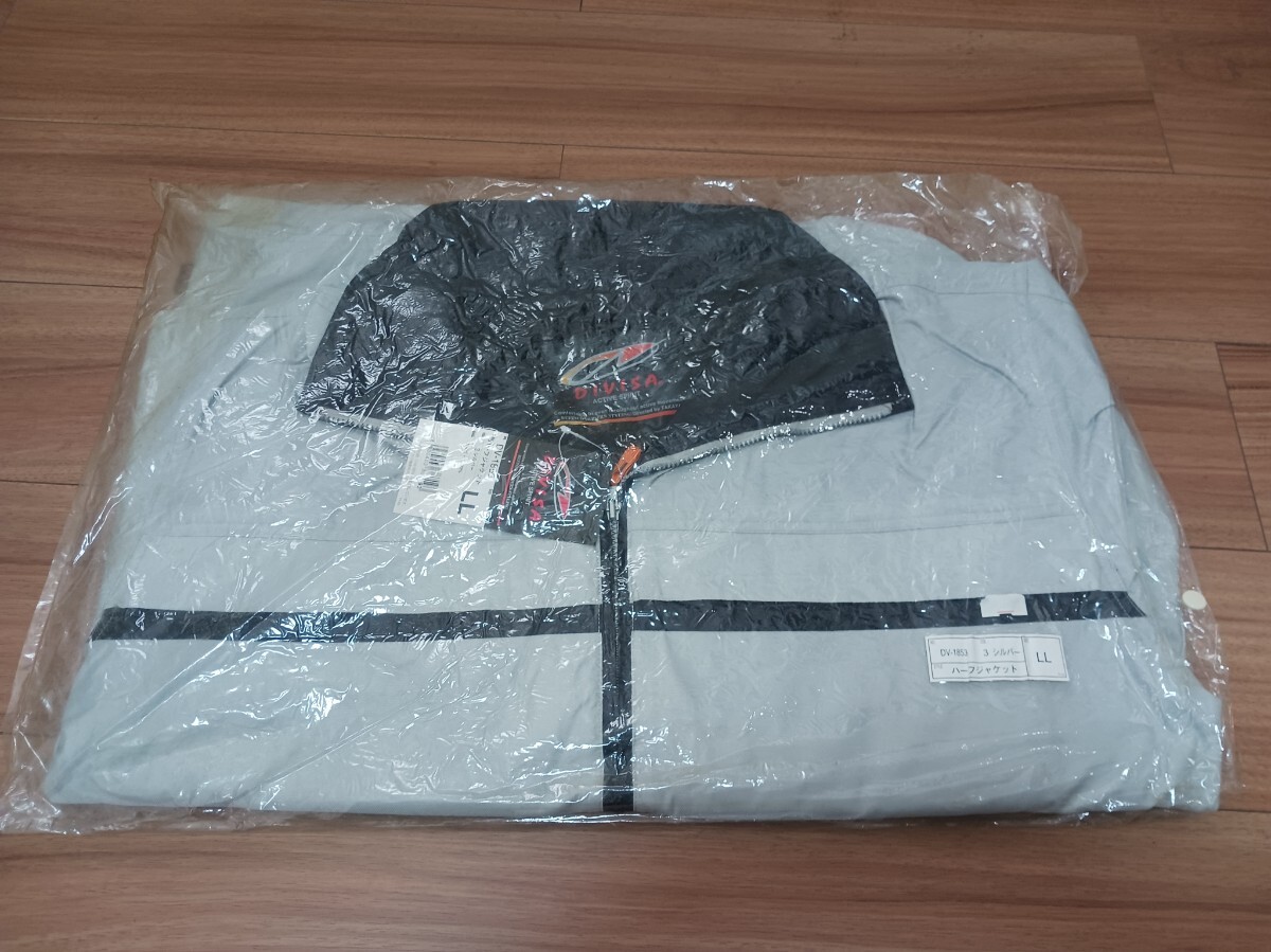 5658　TAKAYAハーフジャケット|シルバー|LLサイズ|新品未使用|格納フード付|ナイロン100%|タカヤ DIVISA|防寒|秋冬|ジャンパー|グレー_画像7