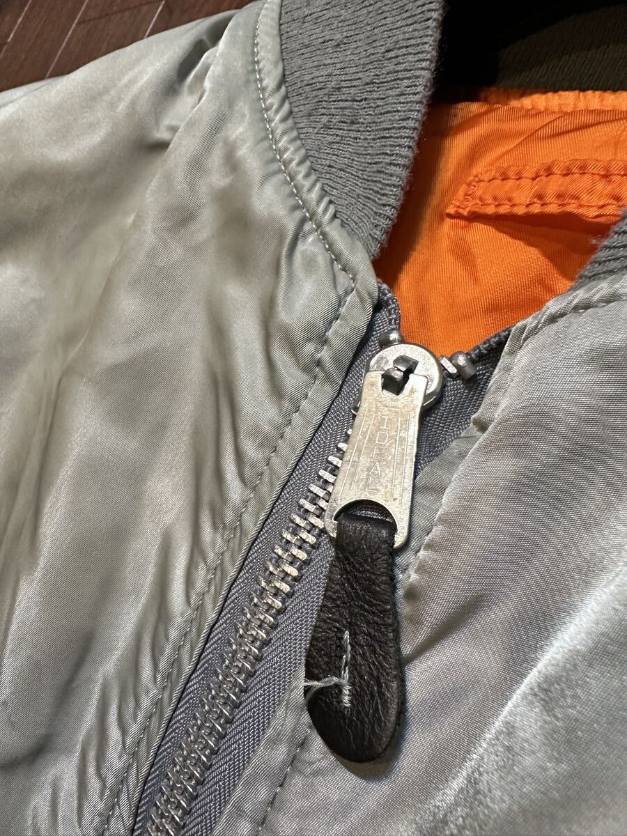 80s ビンテージ アルファ MA-1 USA製 フライトジャケットALPHA INDUSTRIES ミリタリー ジャケット シルバー グレー 米軍実物 Lサイズ_画像4