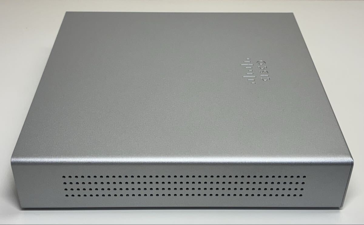 CISCO シスコ 124W 8ポート PoEスイッチ Meraki MS120-8FP 通電OK_画像8