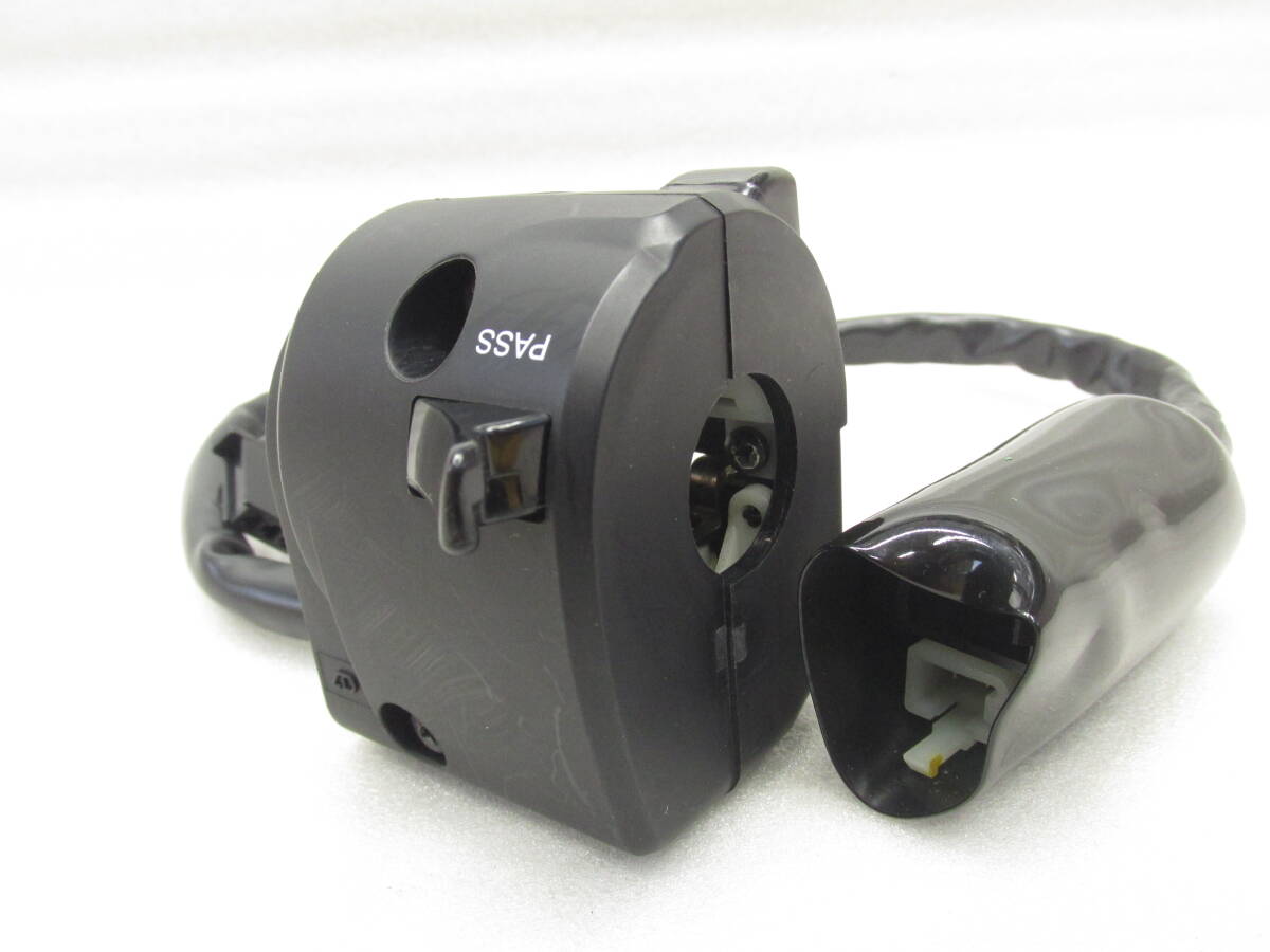 ●　Ninja250　●　スイッチBOX　左　2018年　　AF10B_画像2