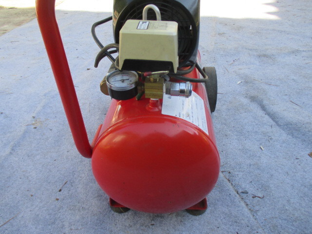 エアーコンプレッサーPK20-25　8気圧　タンク容量25L　実働品_画像8