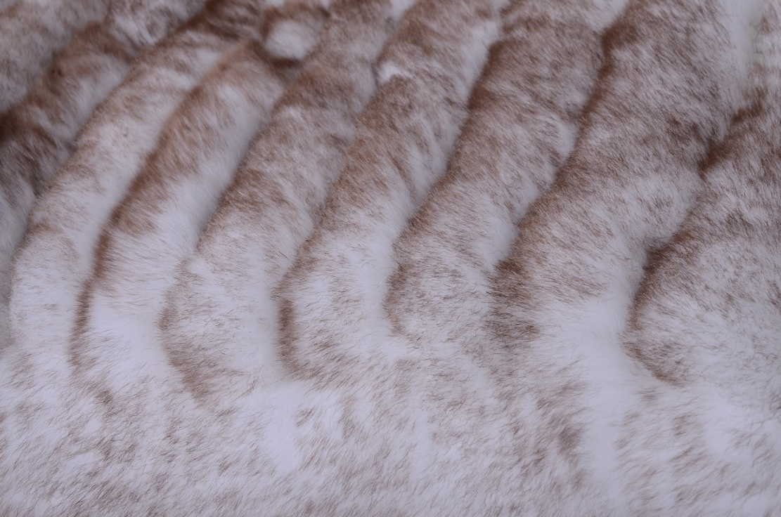 ◆新品◆限定 柔らかな毛皮の レッキス編み込み◆スヌード 毛皮ファー_画像4