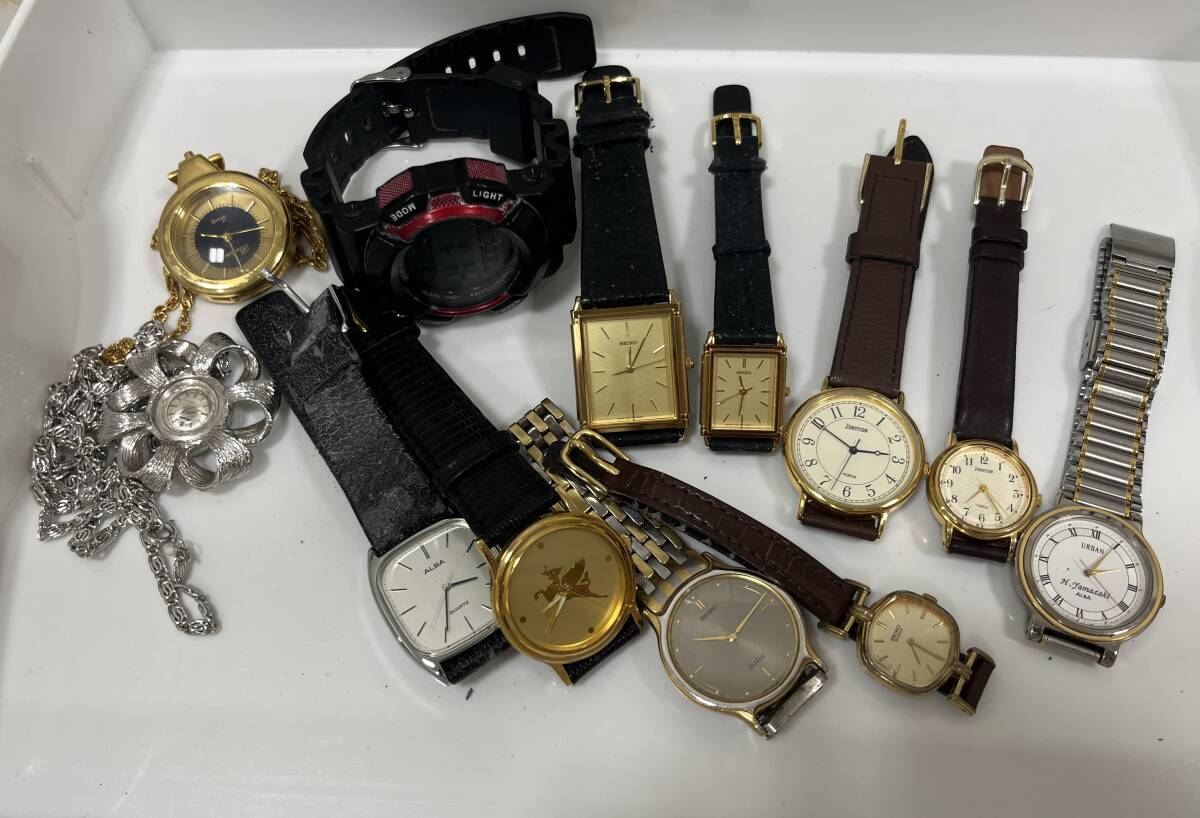 ＃30214A 腕時計まとめ SEIKO ALBA Aroma 懐中時計など 合計12個 不動　長期保管品_画像1