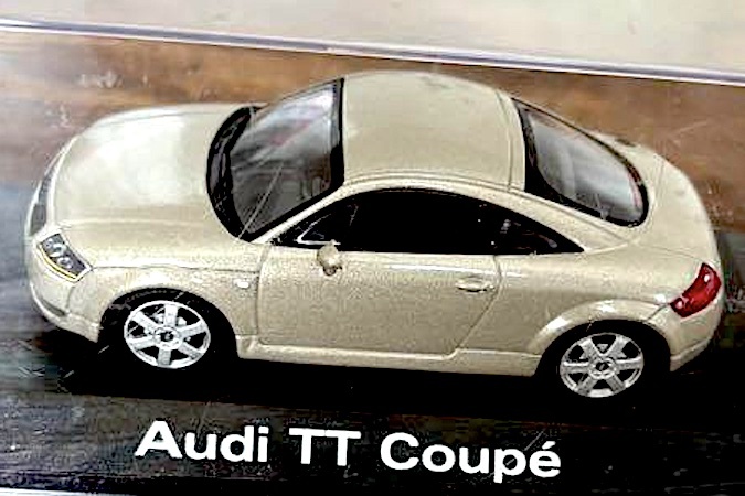 Ж 初代 右ミラー補修 箱無 Ж MINICHAMPS ミニチャンプス 1/43 Audi アウディ TT Coupe クーペ 8N 1998 Gold ゴールド Ж Quattro R8 TTS_画像2