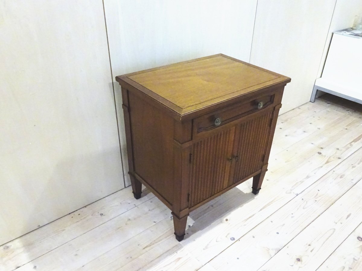 osk071028 【DREXEL HERITAGE】ドレクセル ヘリテイジ Triune トライユン サイドテーブル/サイドチェスト/ナイトテーブル_画像4