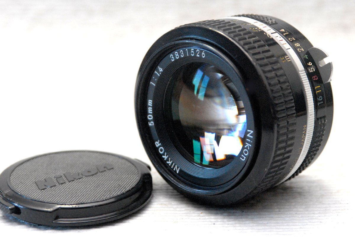 Nikon ニコン 純正 NIKKOR 50mm MF 高級単焦點(diǎn)レンズ 1:1.4 希少な作動品
