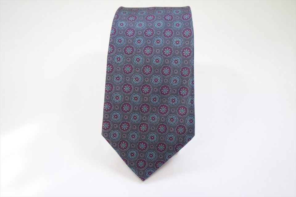 8863◆ピエールバルマン PIERRE BALMAIN 小花柄 シルクネクタイ_画像2