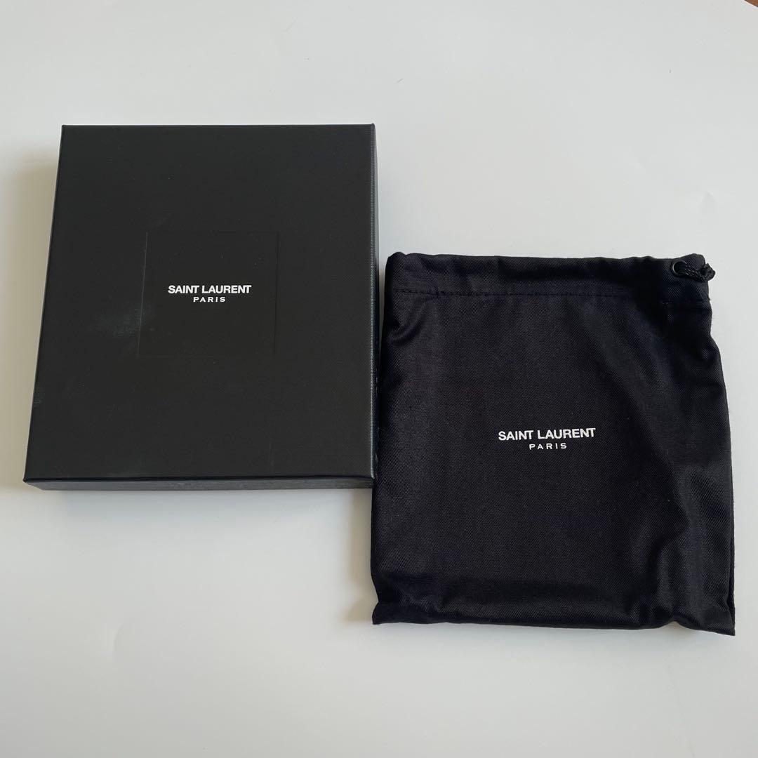 【極美品】サンローラン カードケース 小銭入れ レザー ロゴ型押し 黒 フラグメントケース 折財布 ミニウォレット レザー 本革 ブラック_画像8