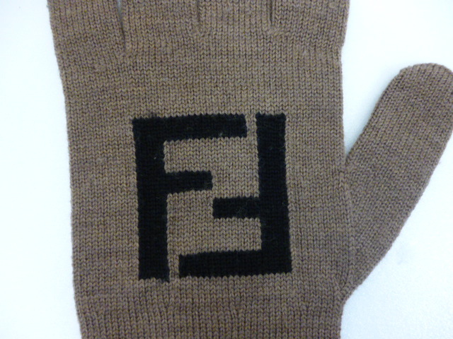 【M44397】FENDI フェンディ グローブ 手袋 ニット 防寒具 メンズ ブラウン系 美品　_画像3