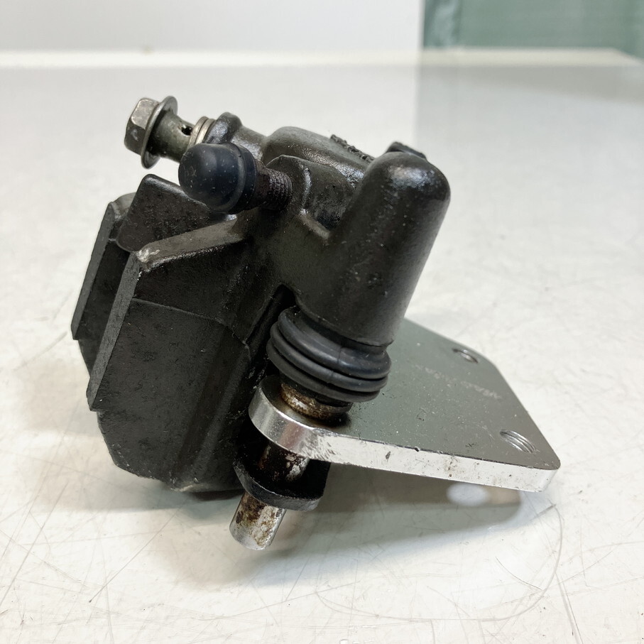 アドレスV125 フロント ブレーキキャリパー TOKICO 純正 MADMAX