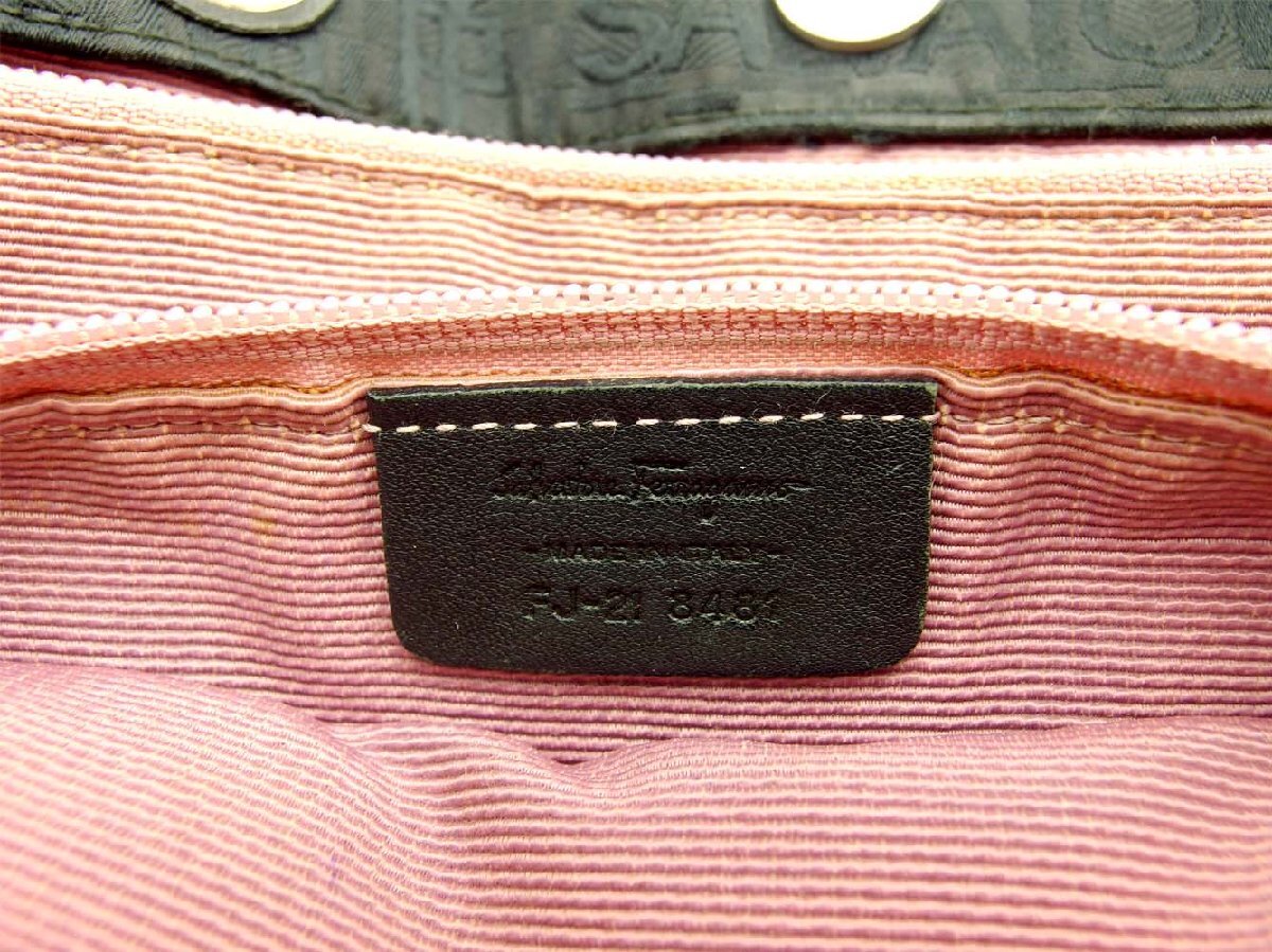 サルヴァトーレフェラガモ Salvatore Ferragamo トートバッグ ロゴ柄 ブラック シルバー レディース 中古