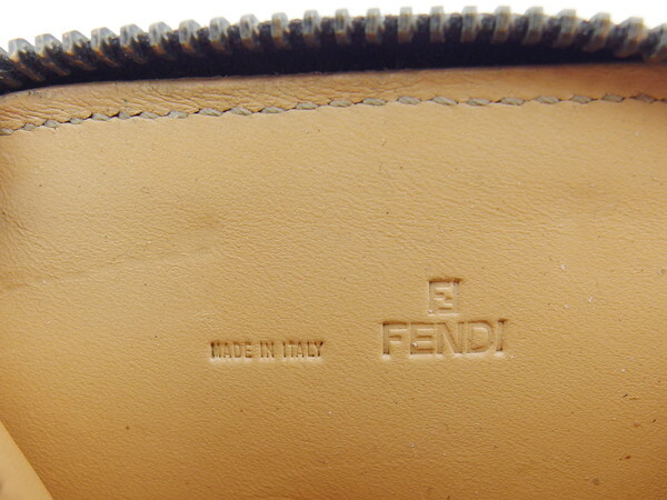 【30%OFFクーポン】フェンディ FENDI コインケース ズッカ ベージュ×ブラウン レディース 中古_画像6