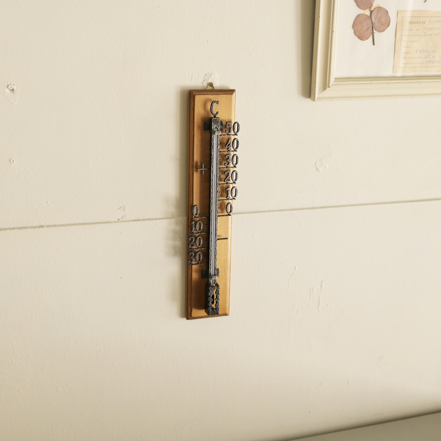 【立体的な数字の温度計】フランス ビンテージ 立体文字 木製 ベース 文具 フランスアンティーク 道具 アトリエ 壁掛け 雑貨_画像7