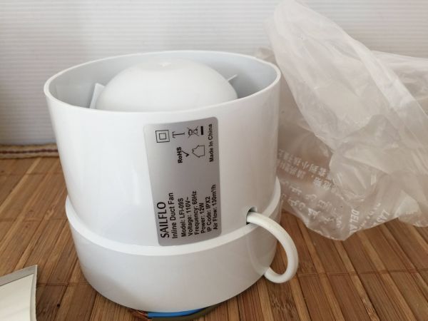 管コ③ インラインダクトファン LFI-09S ホワイト 110V60Hz 12W 換気扇 DIY 大工 建築 設備_画像2