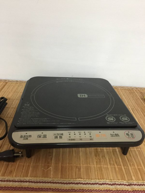 管サ　YAMAZEN 山善 卓上IH調理器 IEA-Y1400 黒 2020年製 1400W 動作確認済み キッチン家電_画像3