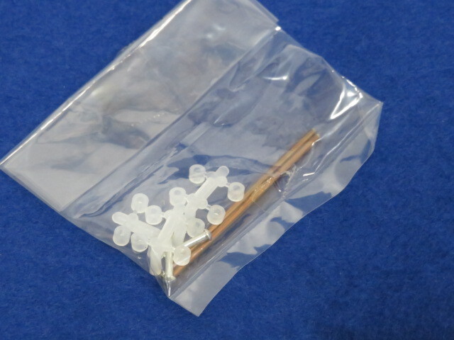 代引き可能! 20インチ 99-67ホイール(メッキ) 20インチタイヤ10個(ポリキャップ×3，シャフト×2、リベット×2含む) アオシマ 1/32_画像5