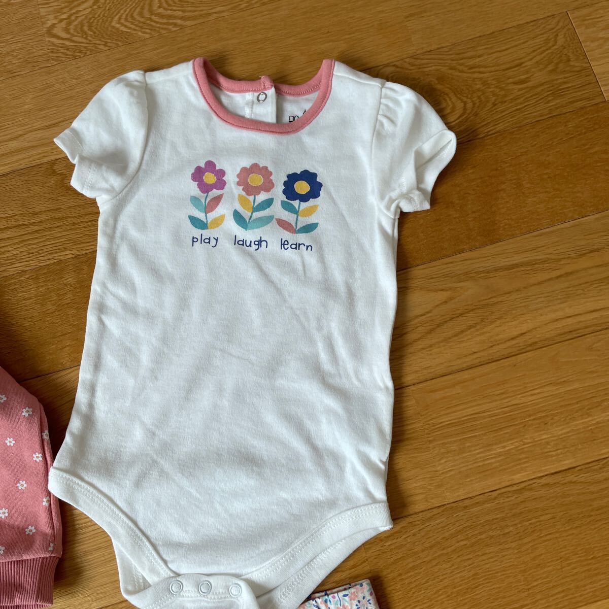 【新品】kids Headquarters コストコ　ベビー　女の子　4点セット　24M 花柄_画像4