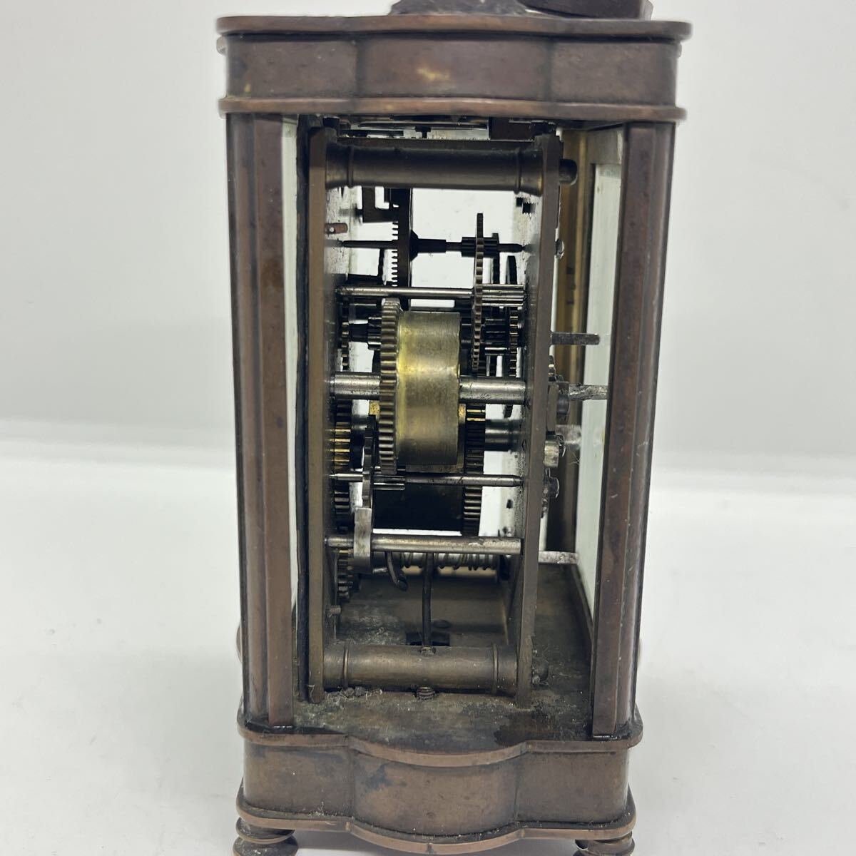 19世紀 アンティーク 置時計 ゼンマイ ゼンマイ式 コレクション フランス製面取りガラス 手巻き_画像4